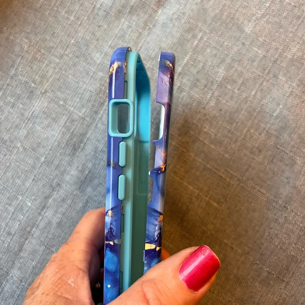 Cell phone cover